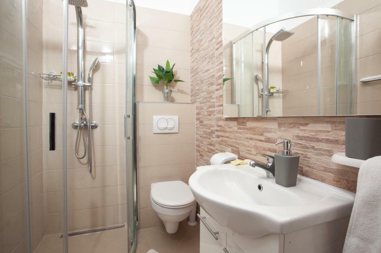 Apartments R ماكارسكا المظهر الخارجي الصورة